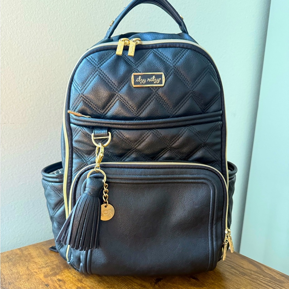Itzy Ritzy Black Boss Plus Diaper Bag / Backpack